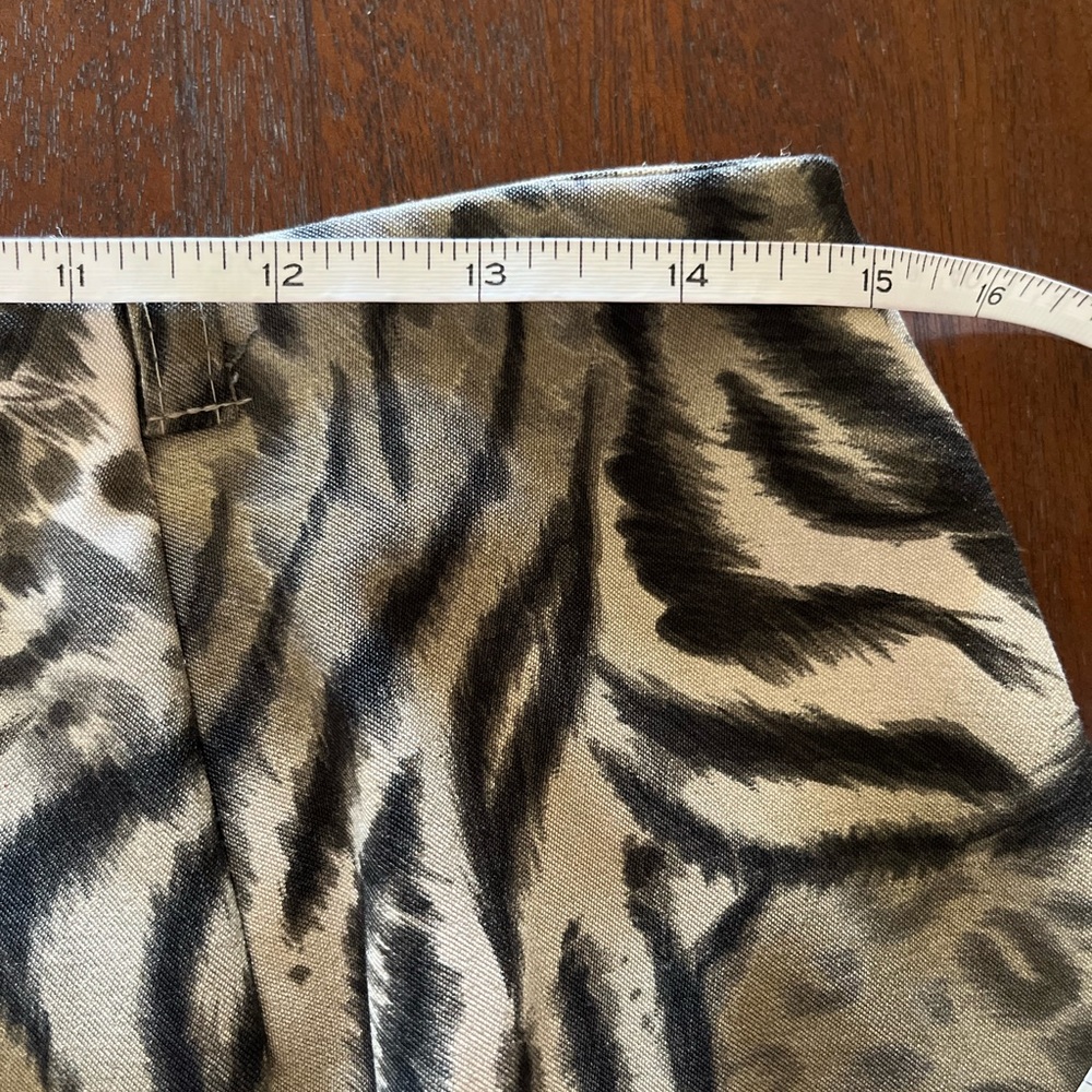 Inclinations 70’s vintage gray black animal print skirt - Picture 6 of 9